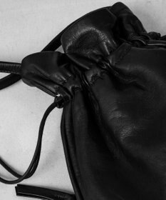 FOLNA RD ソフトレザー巾着ショルダーバッグ