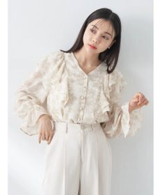 earth music&ecology 花柄ラッフルブラウス