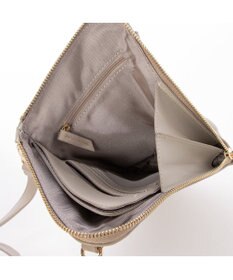 LA BAGAGERIE シープレザー　キルティングスマホショルダー