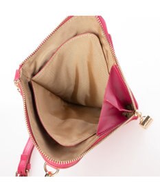 LA BAGAGERIE シープレザー　キルティングスマホショルダー