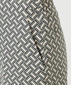 23区 S 【R(アール)】ジオメトリックプリント ワイドパンツ