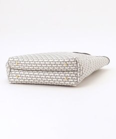 自由区 【カタログ掲載】モノグラムロゴトート バッグ