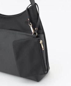 ANY ポーチ付きワンショルダーバッグ