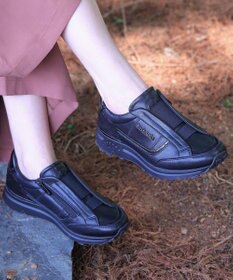 INTER-CHAUSSURES 【BUSSOLA】撥水サイドジップスニーカー