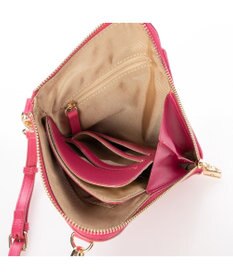 LA BAGAGERIE シープレザー　キルティングスマホショルダー