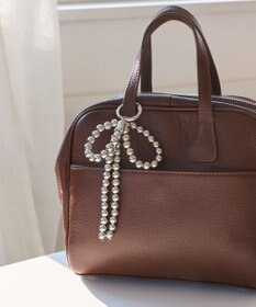 Phoebe シルバーボールリボンバッグチャーム