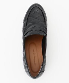 23区 キルティング ローファー