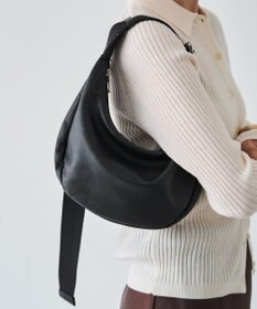 russet ＜ブランド人気No.1ショルダー＞ソフトレザーラウンドショルダーバッグ(CE-1326-WEB)