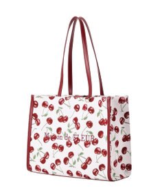 Maison de FLEUR チェリー柄ゴブランスクエアトートバッグ