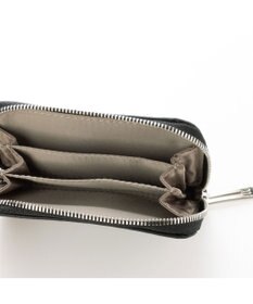 Y'SACCS モノグラム×リサイクルレザー スクエアショルダー