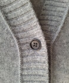 TOQUE 〈大草直子さんアドバイザー〉ベビーアルパカ×ウール縮絨ニットカーディガン