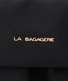 LA BAGAGERIE ダブルフロントポケット2WAYショルダー