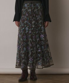 GRACE CONTINENTAL サラサ刺繍チュールスカート