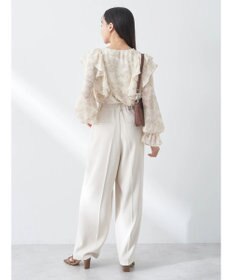 earth music&ecology 花柄ラッフルブラウス