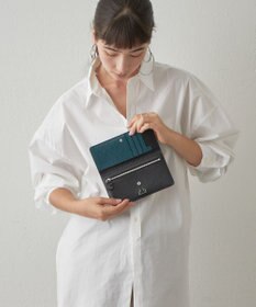 IACUCCI アバ バイカラーロングウォレット CERVO