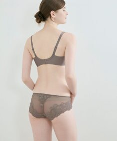 une nana cool 小さく見せるブラ ミニマイザーブラ シンプル