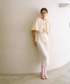 #Newans ＜亀恭子さんコラボ＞取り外し可能ケープ付きペプラムブラウス