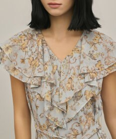 GRACE CONTINENTAL サラサプリントフリルカラーワンピース