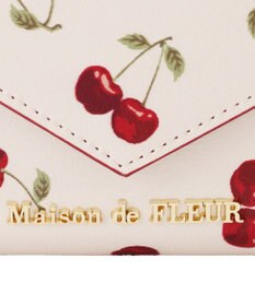 Maison de FLEUR リーフ付きチェリーウォレット