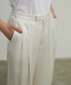 BEIGE， GINETTE / ストレートパンツ