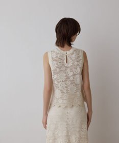 GRACE CONTINENTAL クロシュ刺繍トップ