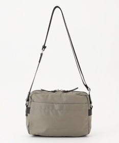 Y'SACCS ダブルポケットベーシックショルダー