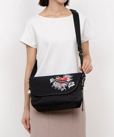 ANNA SUI ロックハート メッセンジャーバッグ
