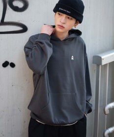 WEGO 【ユニセックス着用ITEM/SMLサイズ展開/裏起毛】ワンポイント刺繍プルパーカー