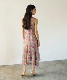 GRACE CONTINENTAL フラワー刺繍チュールドレス