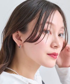 Phoebe 【金属アレルギー対応】ストレートスクエアフープピアス　シルバー/サージカルステンレス（片耳）