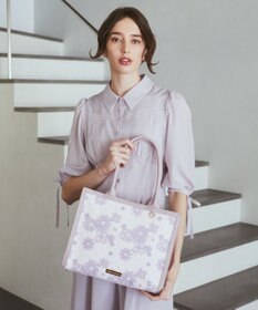 Maison de FLEUR フラワーレーススクエアトートバッグ