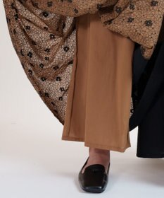 muuc 【手刺繍のような刺繍が美しい】ハイドランジア 切り替えパンツ