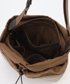 Y'SACCS ドローストリング コンビカラーショルダー