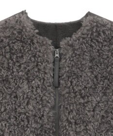 Green Parks ■ESCAR フラッフィーベスト