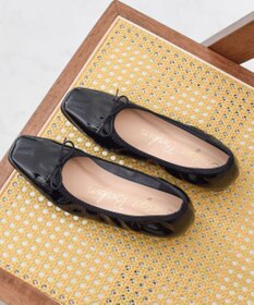 Bridget Birkin 【Bridget Birkin】スクエアトゥバレエシューズ