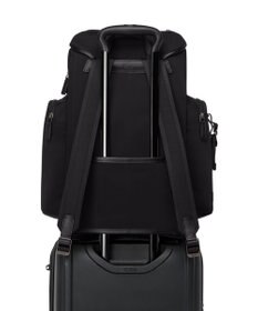 TUMI HARRISON 「グリフィン」フラップ・バックパック