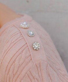 Tiaclasse L 【洗える】肩ボタンケーブルニットトップス