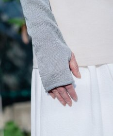 AND WOOL 〈上質な素材と手仕事から生まれた優しいニット〉コットンシルクカシミヤのアームカバー