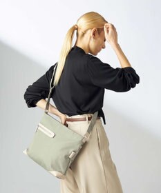 Y'SACCS アシメファスナーポケットショルダー