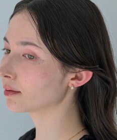 Phoebe 【金属アレルギー対応】【痛くないシリーズ】ルーセントビジューライトフィットイヤリング　ゴールド