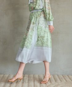 GRACE CONTINENTAL パリスカーフプリントスカート