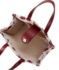 Maison de FLEUR チェリー柄ゴブラン２Ｗａｙスクエアトートバッグ