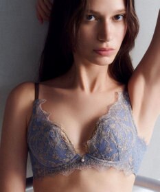 AMPHI ブラジャー 谷間メイク 脇高設計 細身え効果 Gカップまで対応 大きいサイズ 【Glama-Rich グラマリッチ 脇スッキリタイプ】ブラ BYJ603 アンフィ／ワコール