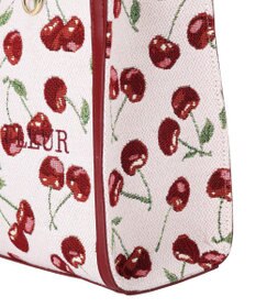 Maison de FLEUR チェリー柄ゴブラン２Ｗａｙスクエアトートバッグ