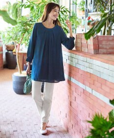 Tiaclasse 【新色追加・洗える】裏起毛ジョーゼット胸元タックチュニックブラウス