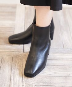 Pointer 【石岡真実さん着用】本革ショートブーツ