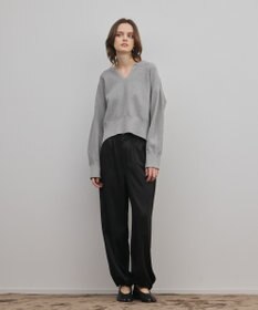 GRACE CONTINENTAL マットサテンバレルパンツ