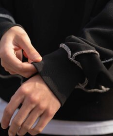 WEGO 【ユニセックス着用ITEM】ショートカラーステッチサガラロゴプルオーバー