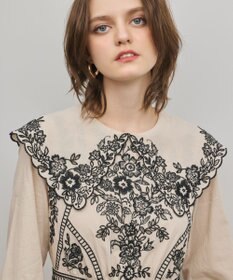 GRACE CONTINENTAL パターン刺繍ワンピース