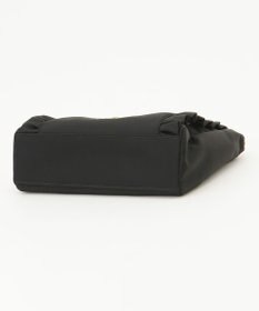 TOCCA 【撥水】TRIM WAVES POCHETTE ポシェットバッグ